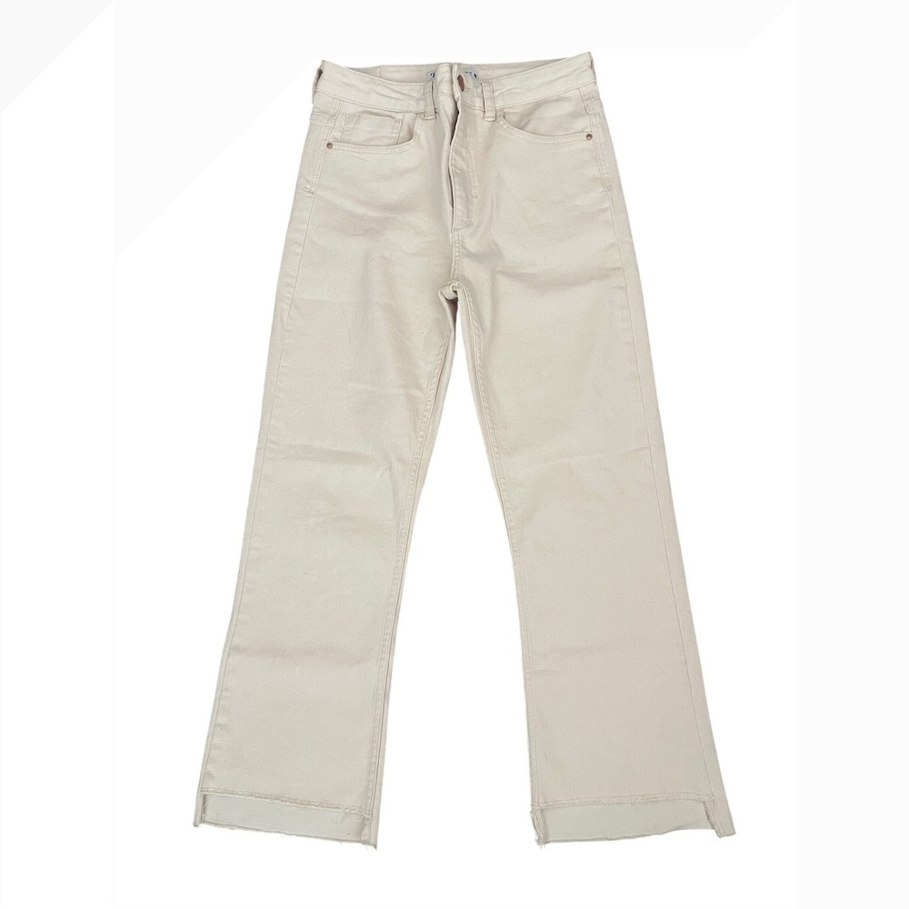 Zara Women Cream Off White High Waisted Flare Leg Raw Hem Denim Jeans Size 8